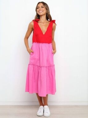 Petal & Pup Erenda Pink Red Tie Shoulder Midi Dress Size 6